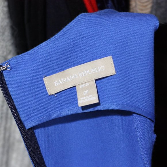 BANANA REPUBLIC Two Toned Blue Dress - Picture 4 of 4